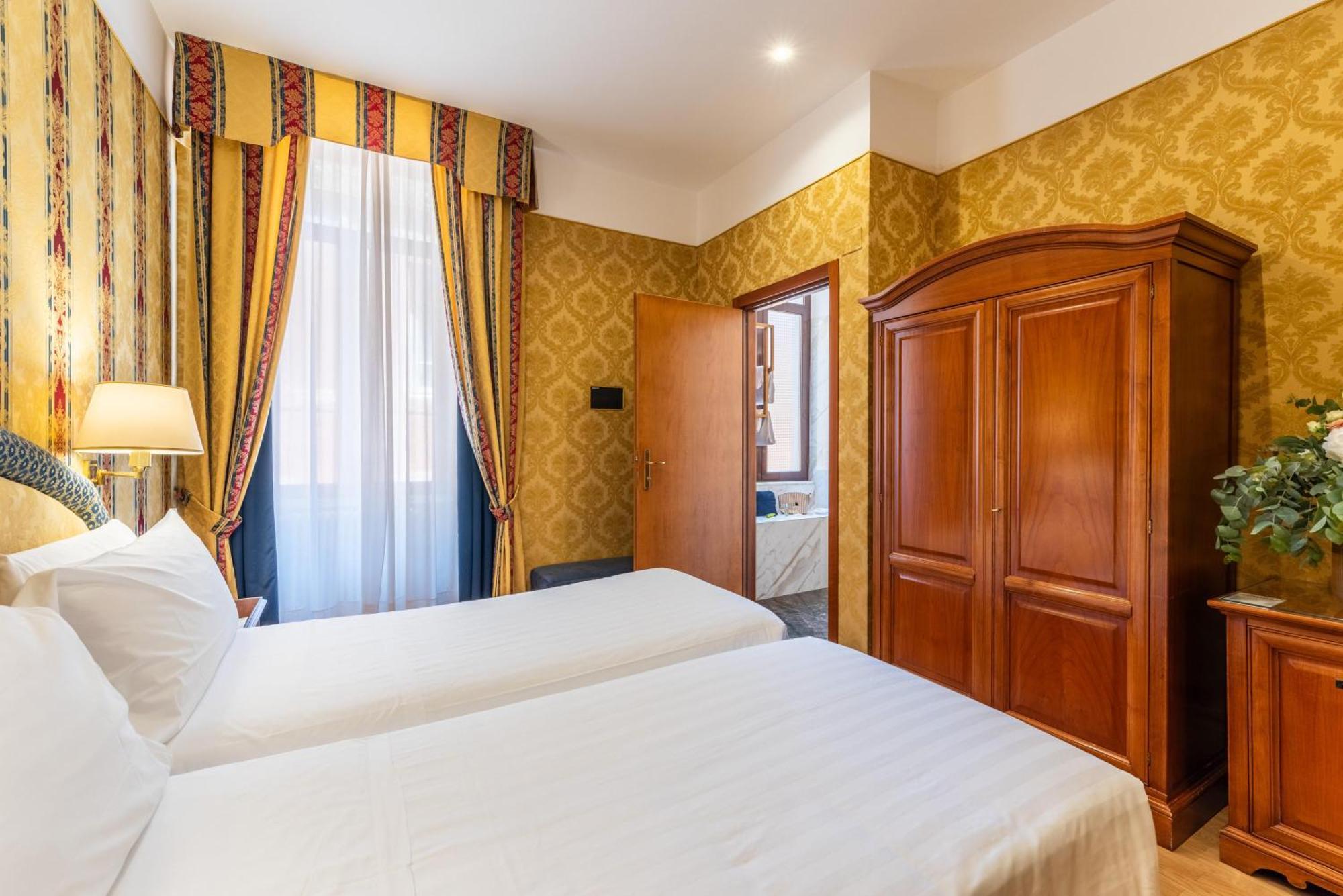 Standard Twin Room,1742587115:JPEG