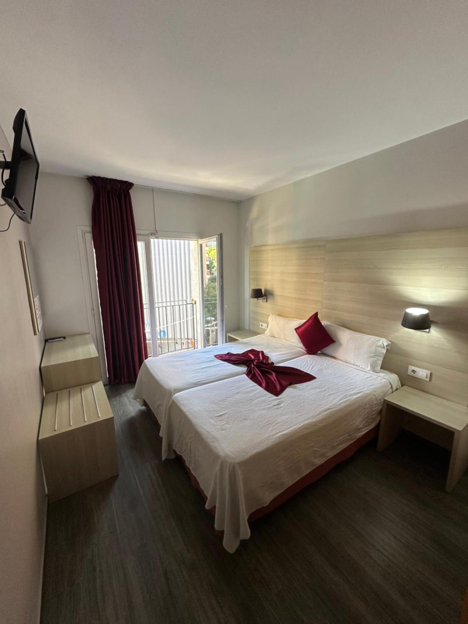 Twin Room Balcony,1742609406:JPEG