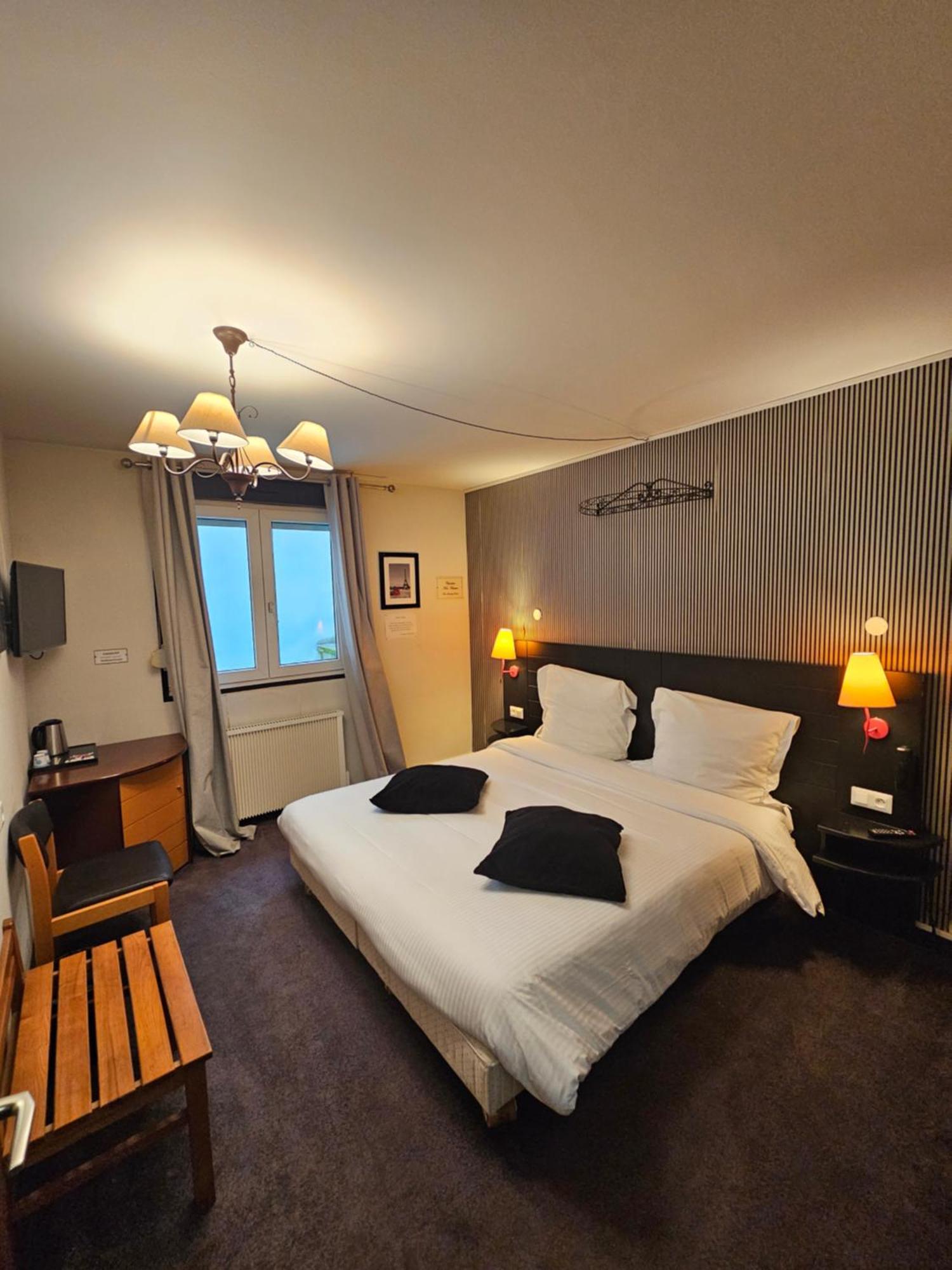 Standard Double Room,1742618160:JPEG