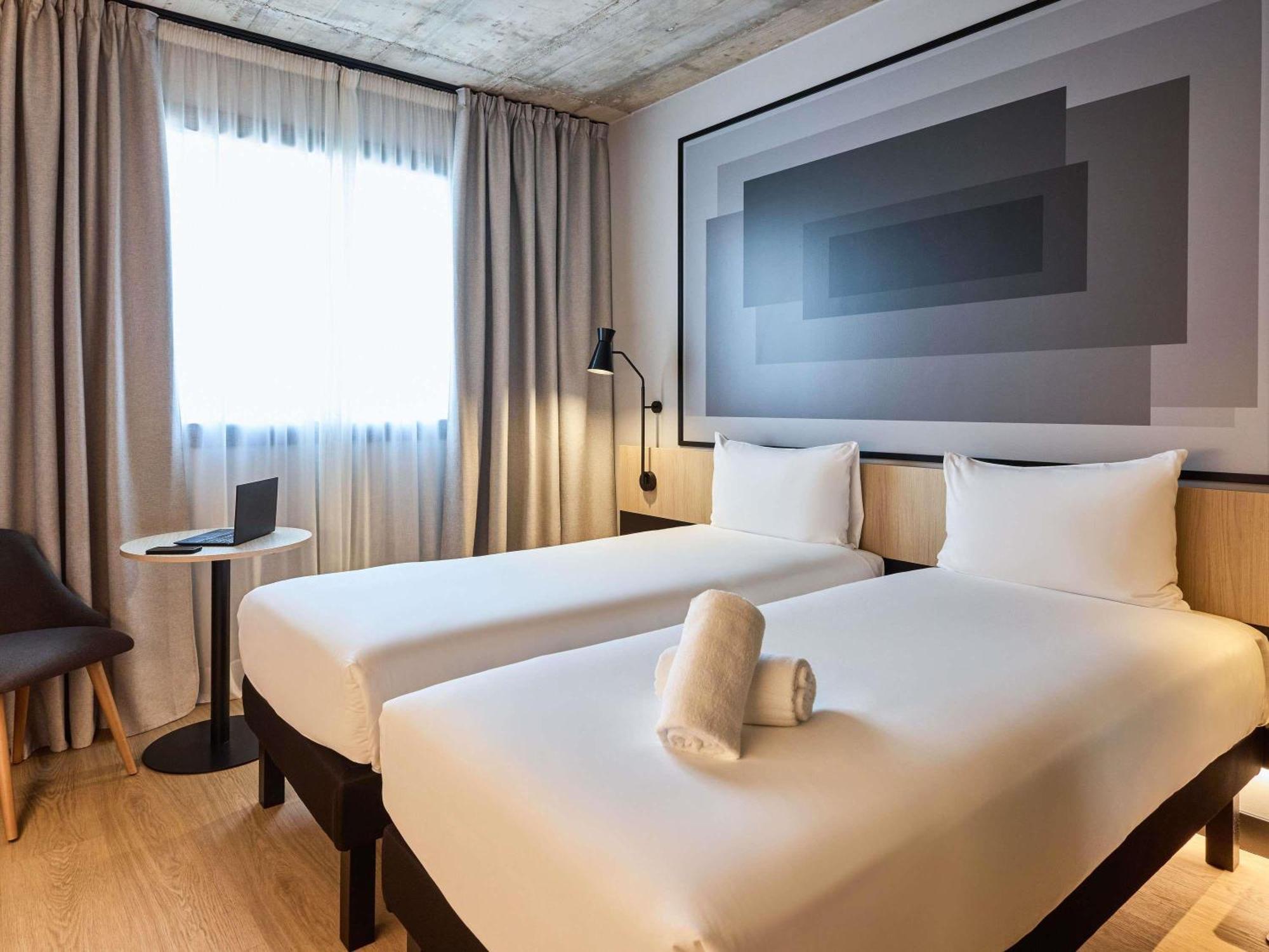 Chambre Lits Jumeaux Standard - Accessible aux Personnes à Mobilité Réduite