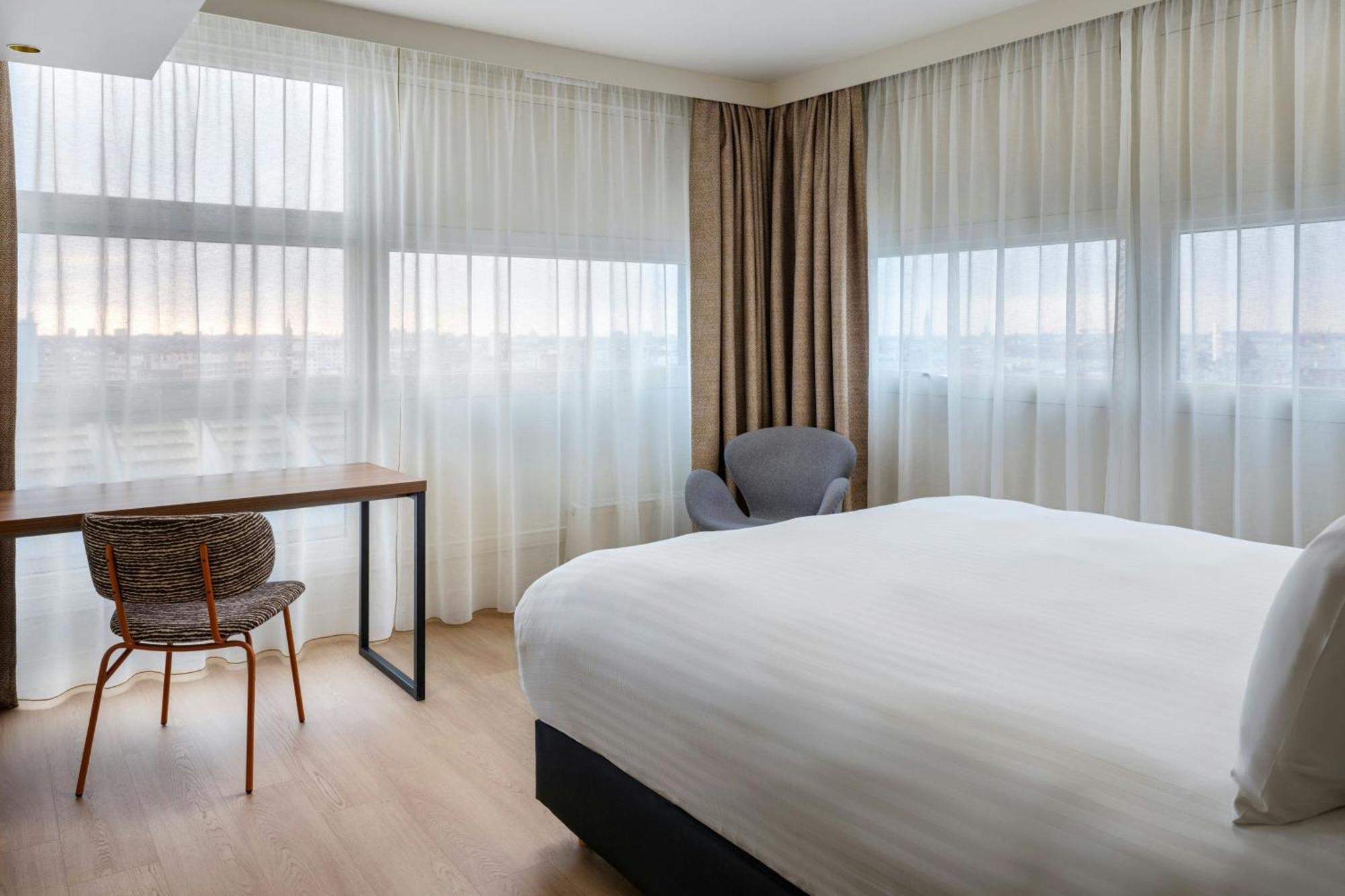 Appartement 1 Chambre avec 1 Lit King-Size et 1 Canapé-Lit - Vue sur Ville