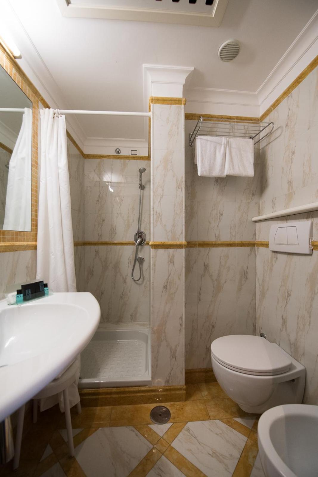 Chambre Triple