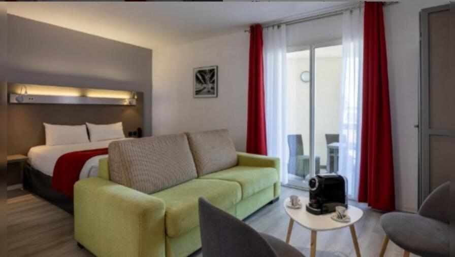One-Bedroom Suite,1205251531:JPEG