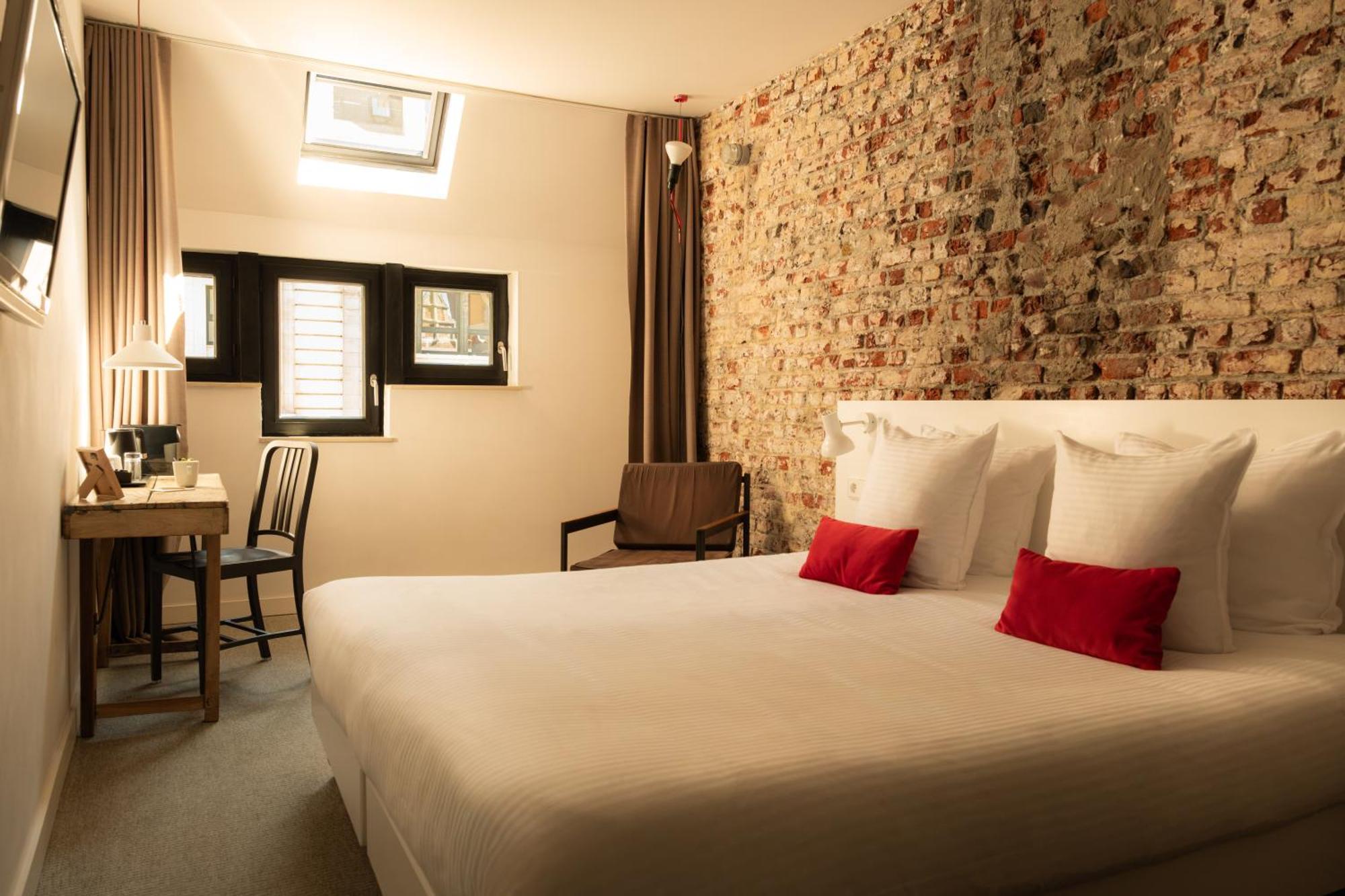 Superior Double Room,1770438622:JPEG