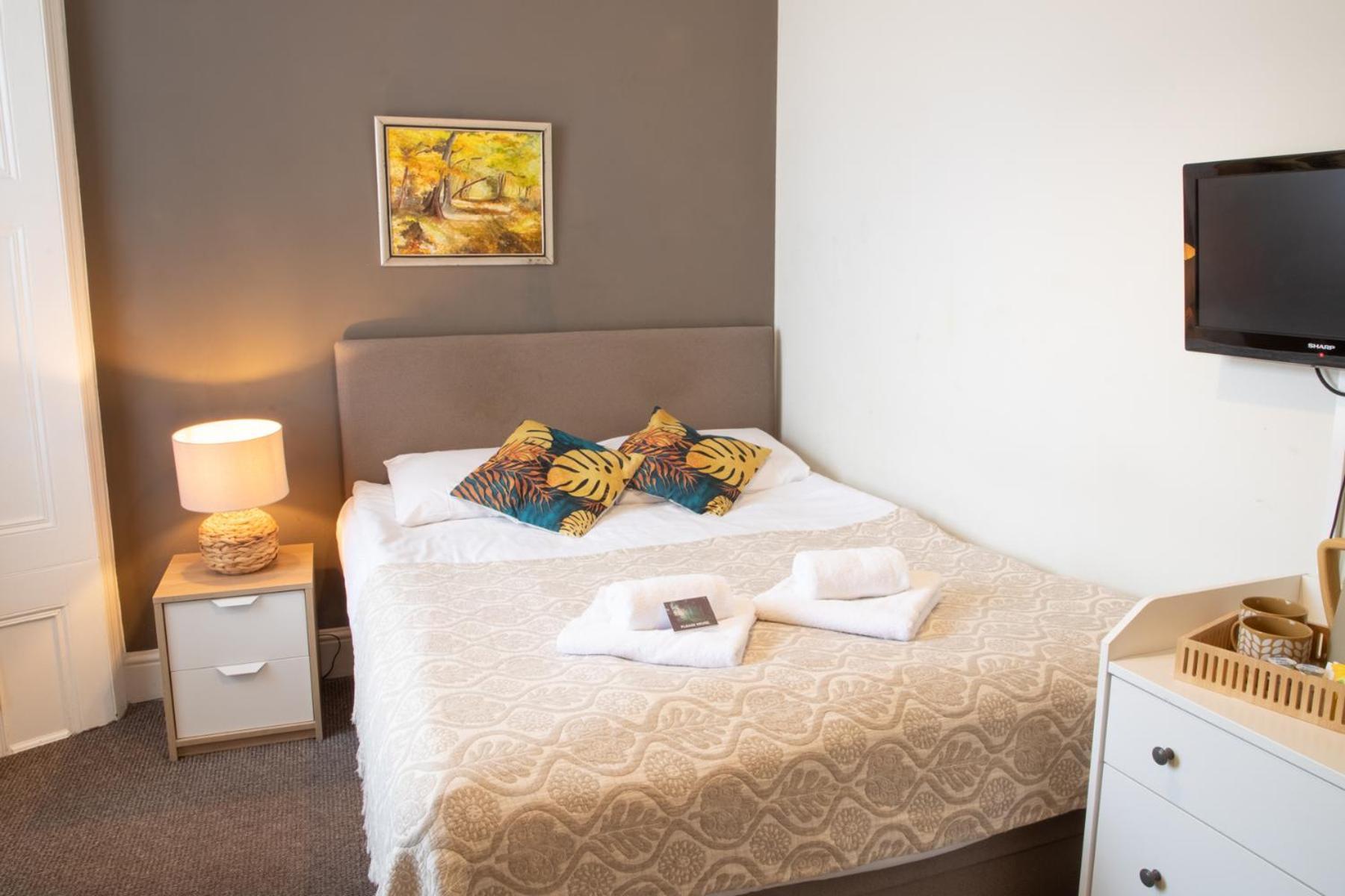 Chambre Double avec Salle de Bains Commune