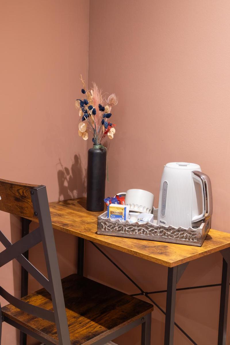 Chambre Familiale avec Salle de Bains (3 Adultes)