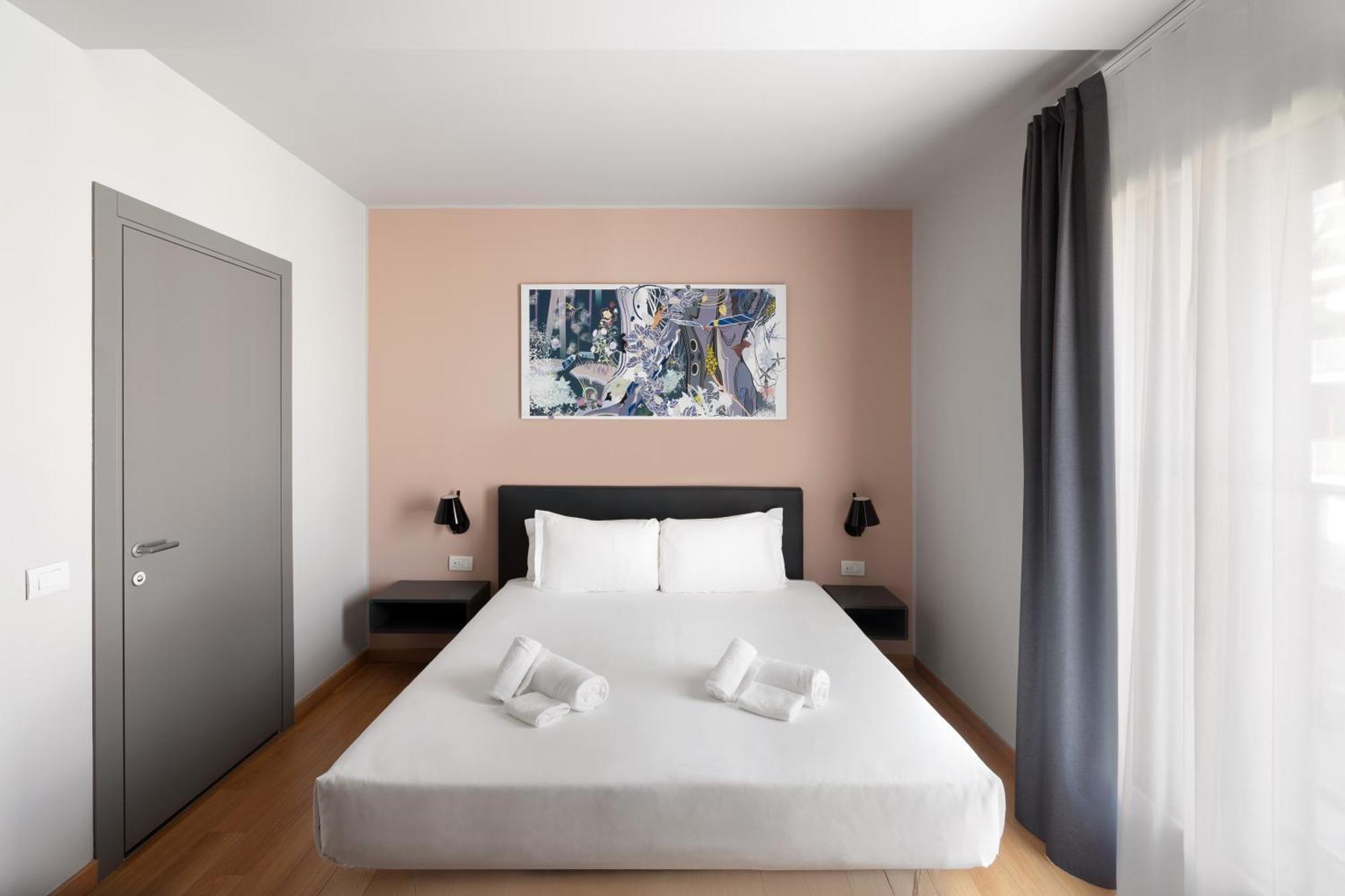 Magicien - Hébergement Lit King-Size avec Minibar Gratuit