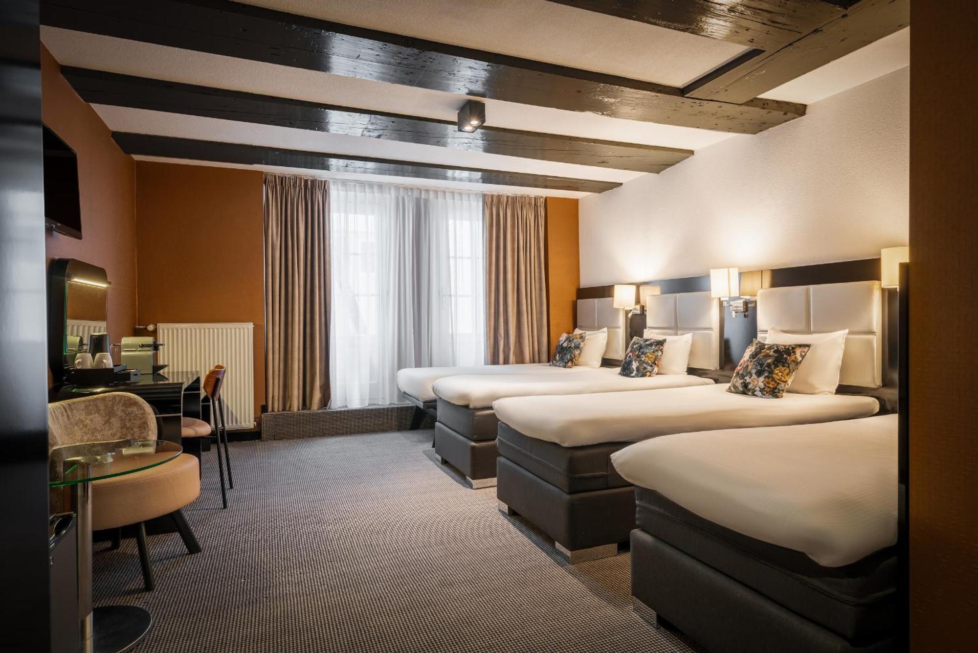 Chambre Quadruple Souterraine - Vue Limitée