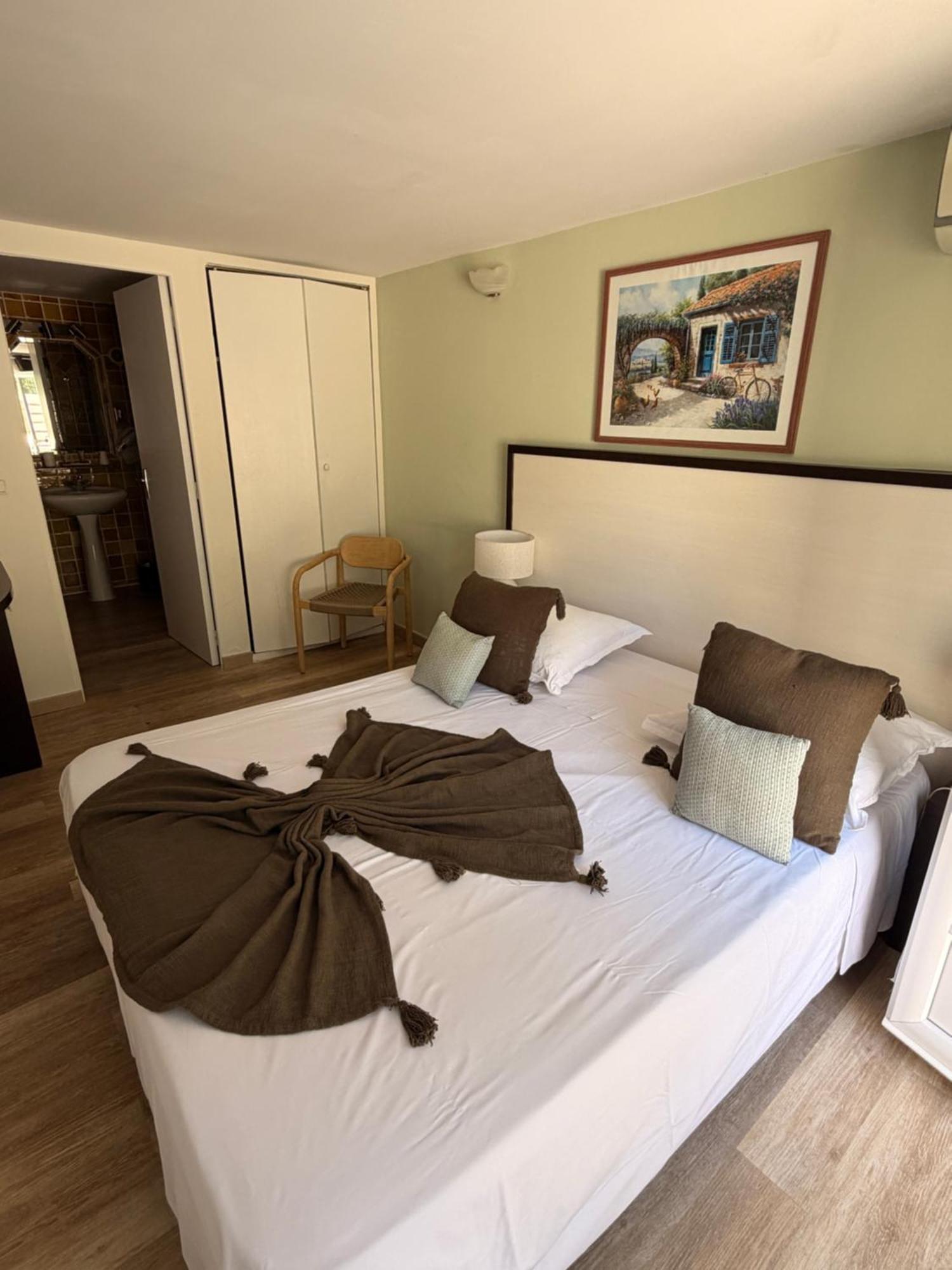 Chambre Double Standard