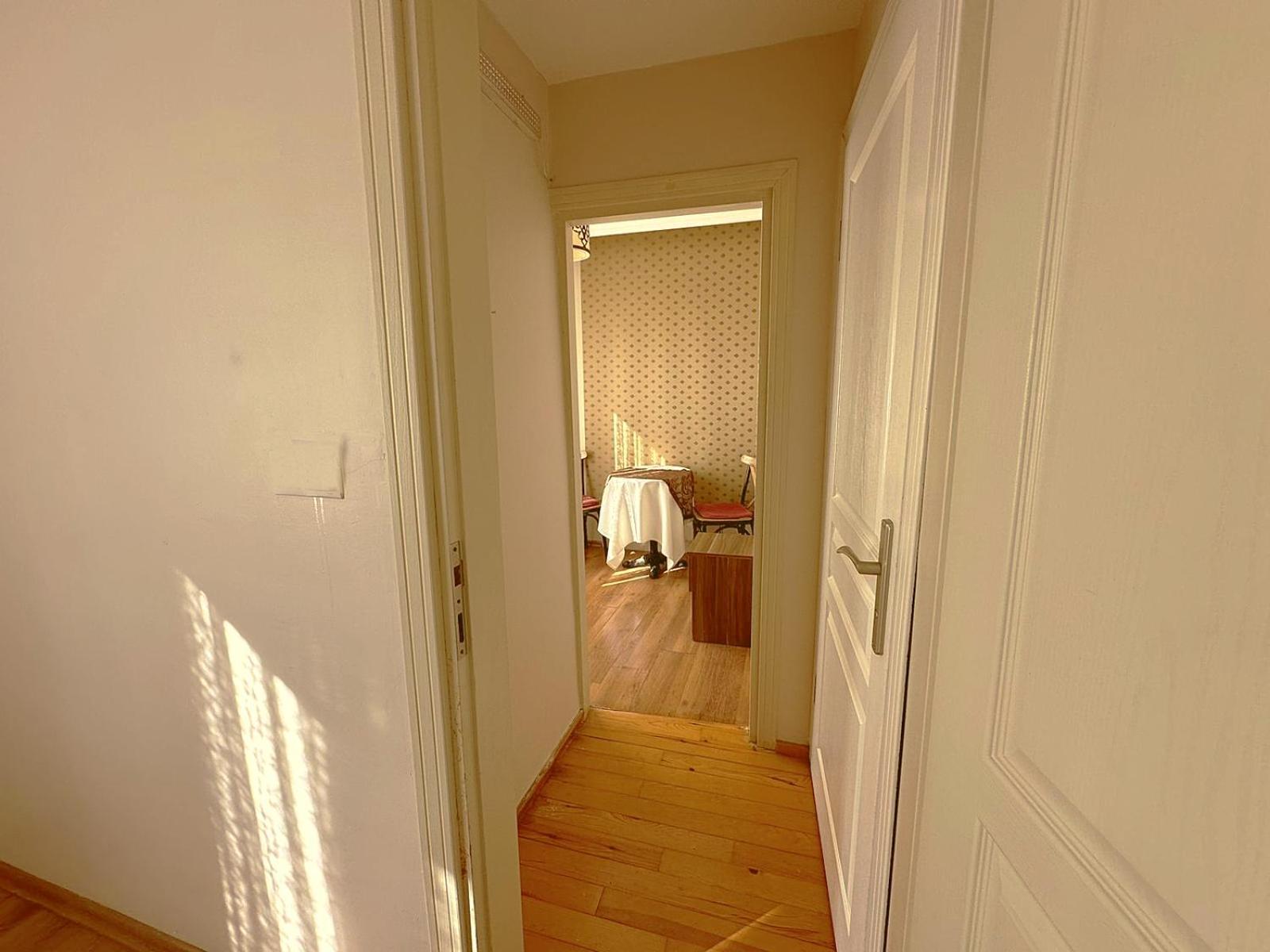 Chambre Lits Jumeaux avec Salle de Bains Privative Séparée