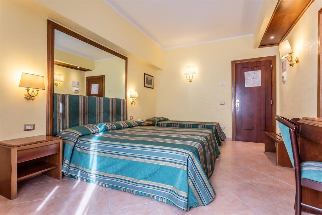 Chambre Triple