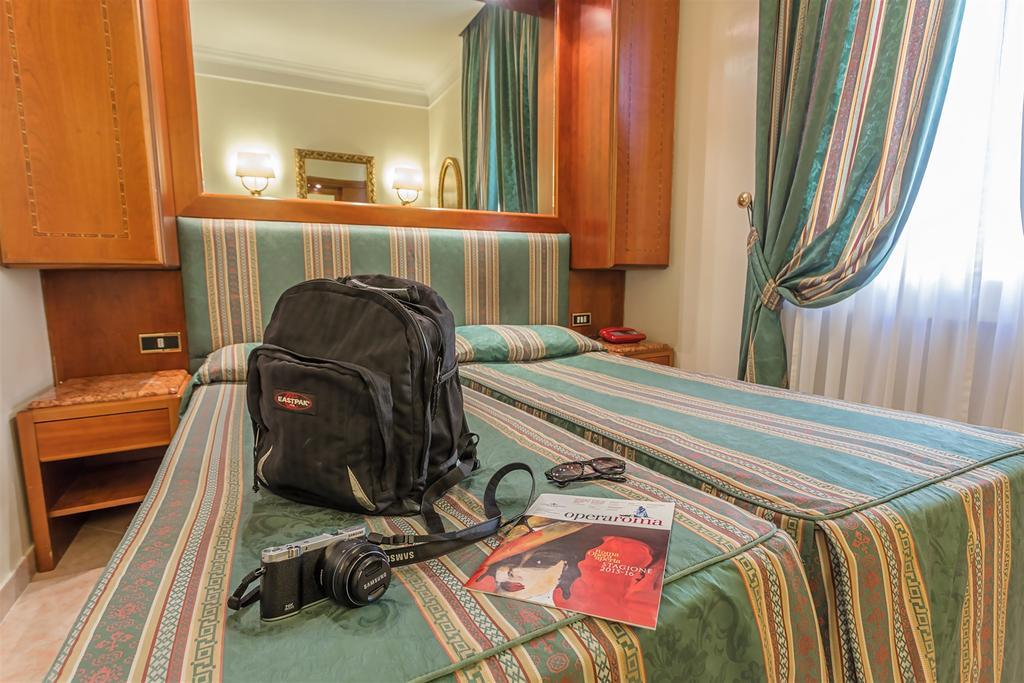 Chambre Double ou Lits Jumeaux Économique