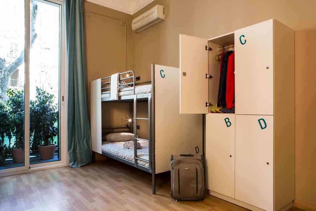 Bed 4-Bed Female Dormitory Room,203017078:JPEG