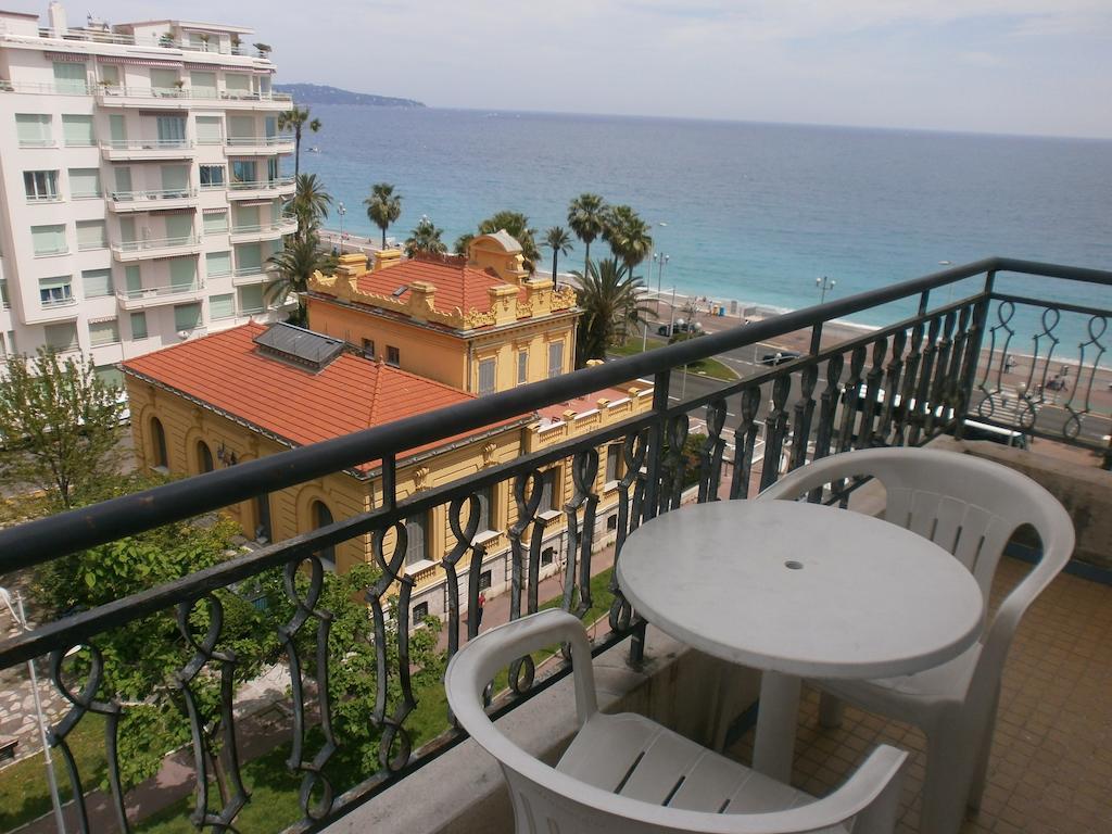 Chambre Double avec Balcon - Vue sur Mer