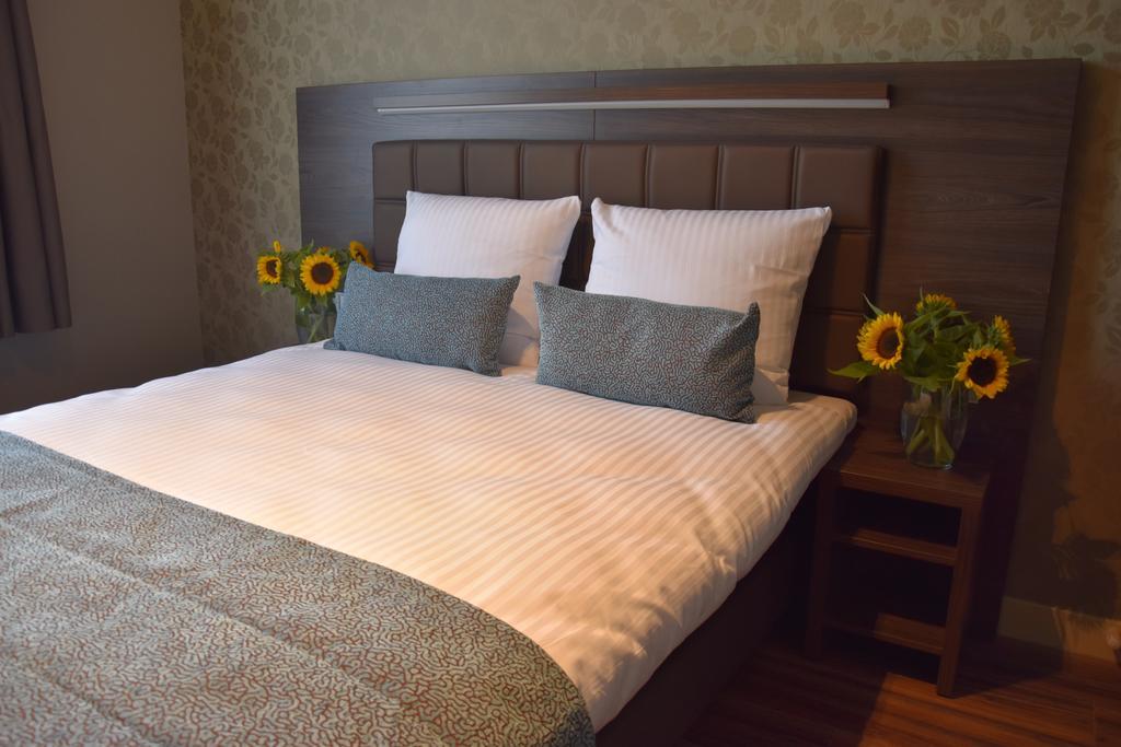 Chambre Double - Vue sur Canal