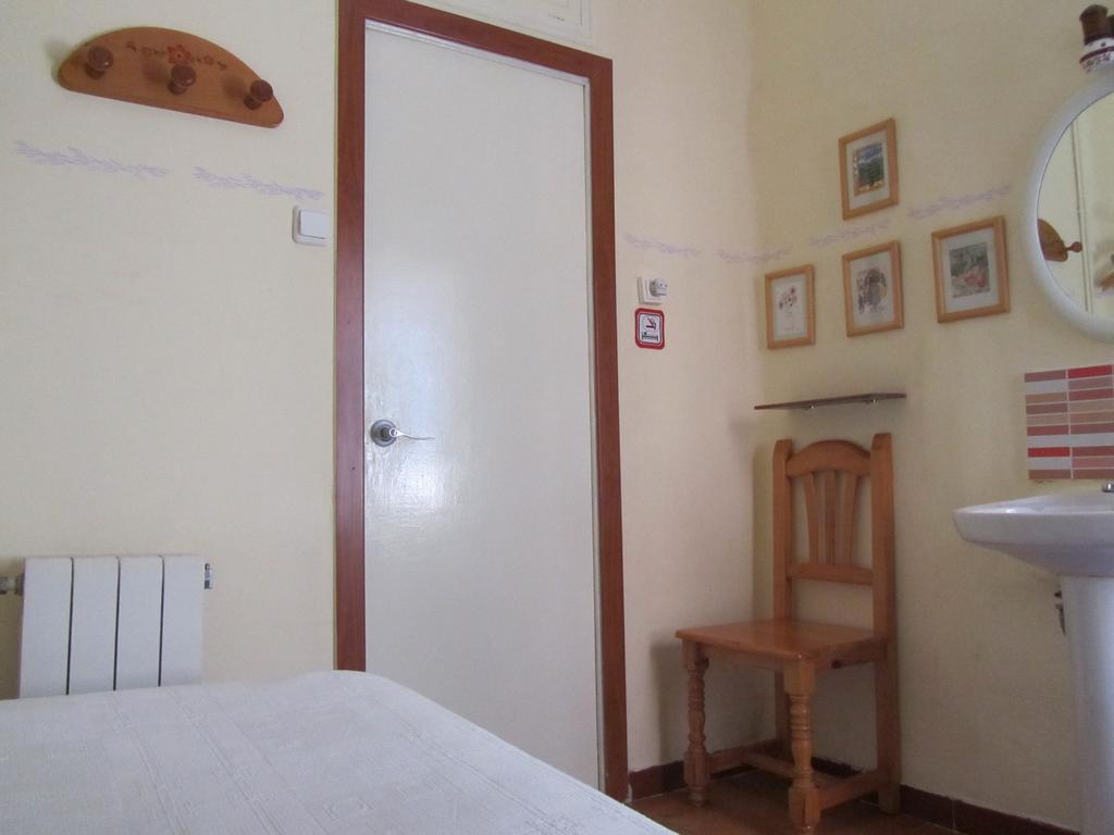 Chambre Simple avec Salle de Bains Commune