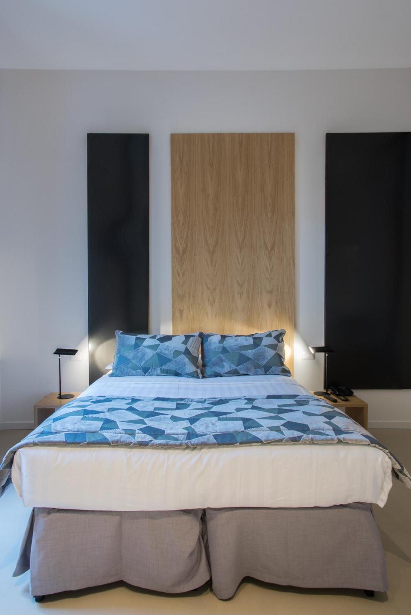 Standard Double Room,434318727:JPEG