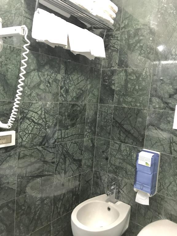 Triple Room,681424251:JPEG