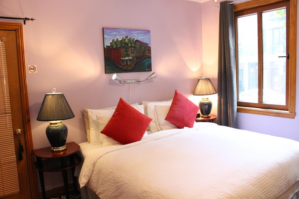 Double Room with Private Bathroom,444123936:JPEG