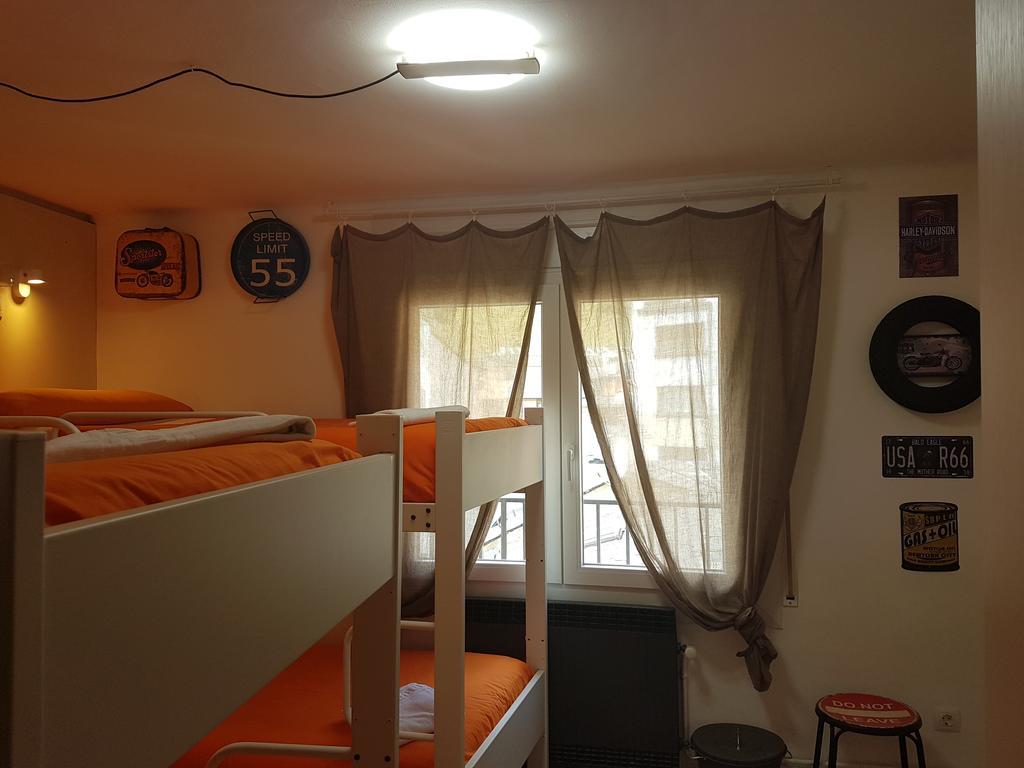Chambre Familiale avec Salle de Bains