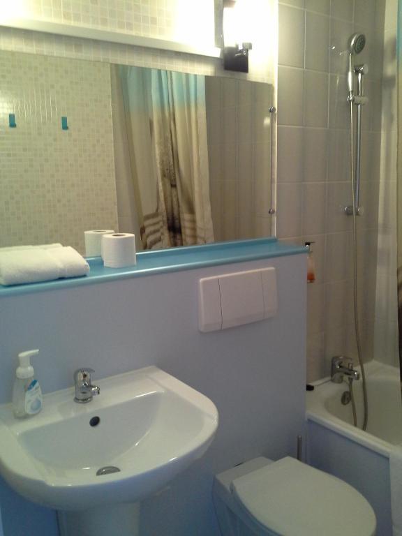 Double Room,44731345:JPEG