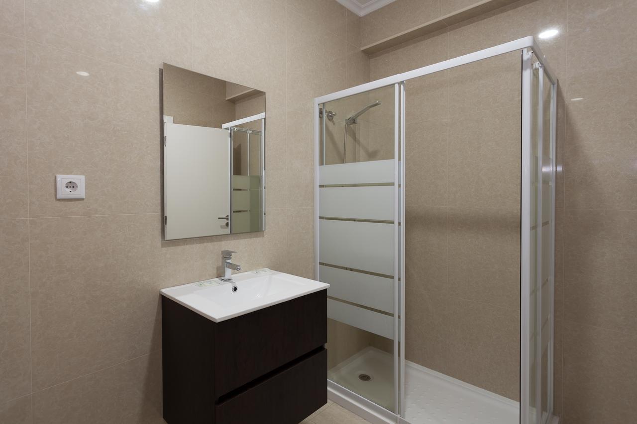 Chambre Lits Jumeaux avec Salle de Bains Privative
