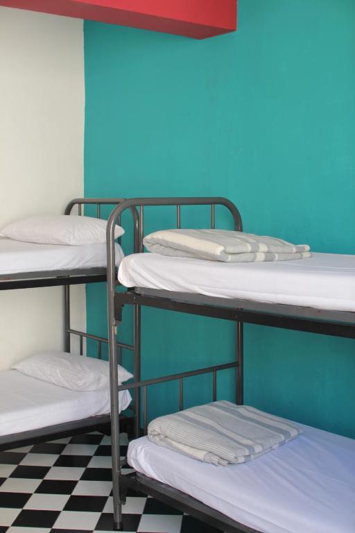 Chambre Familiale avec Salle de Bains Commune