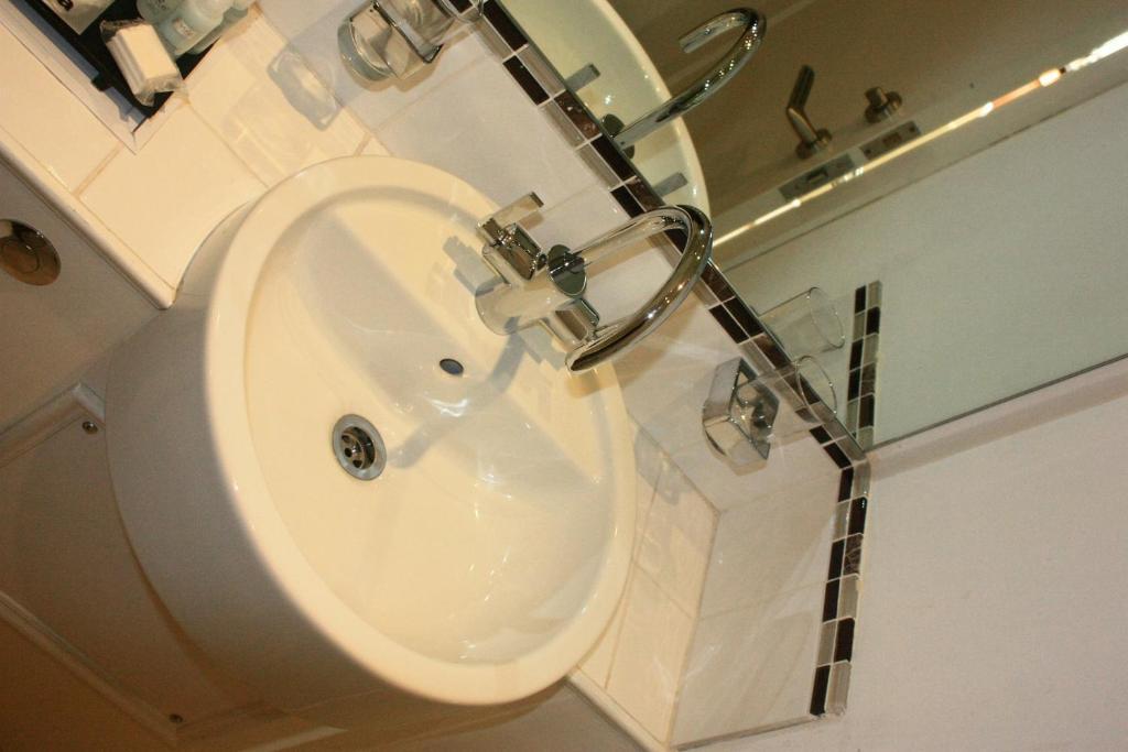 Chambre Familiale avec Salle de Bains Privative