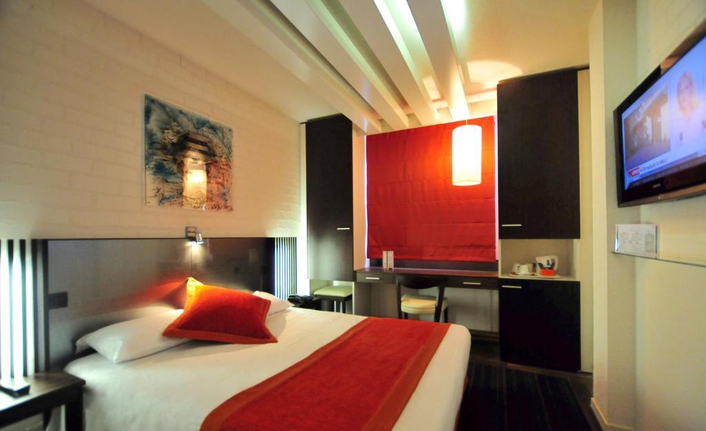 Standard Double Room,63048508:JPEG