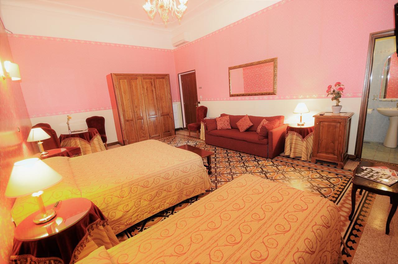 Chambre Double ou Lits Jumeaux