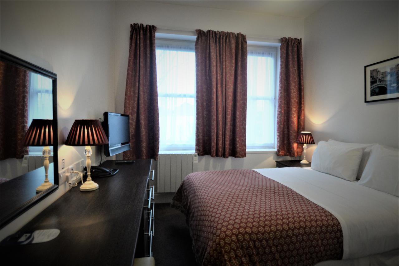 Single Room,1208732746:JPEG