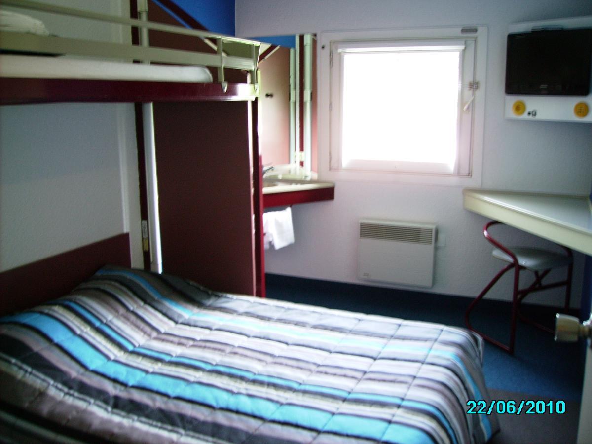 Chambre Triple avec Salle de Bains Commune