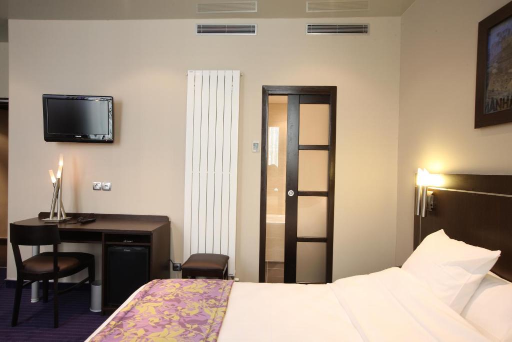 Standard Double Room,1589339412:JPEG