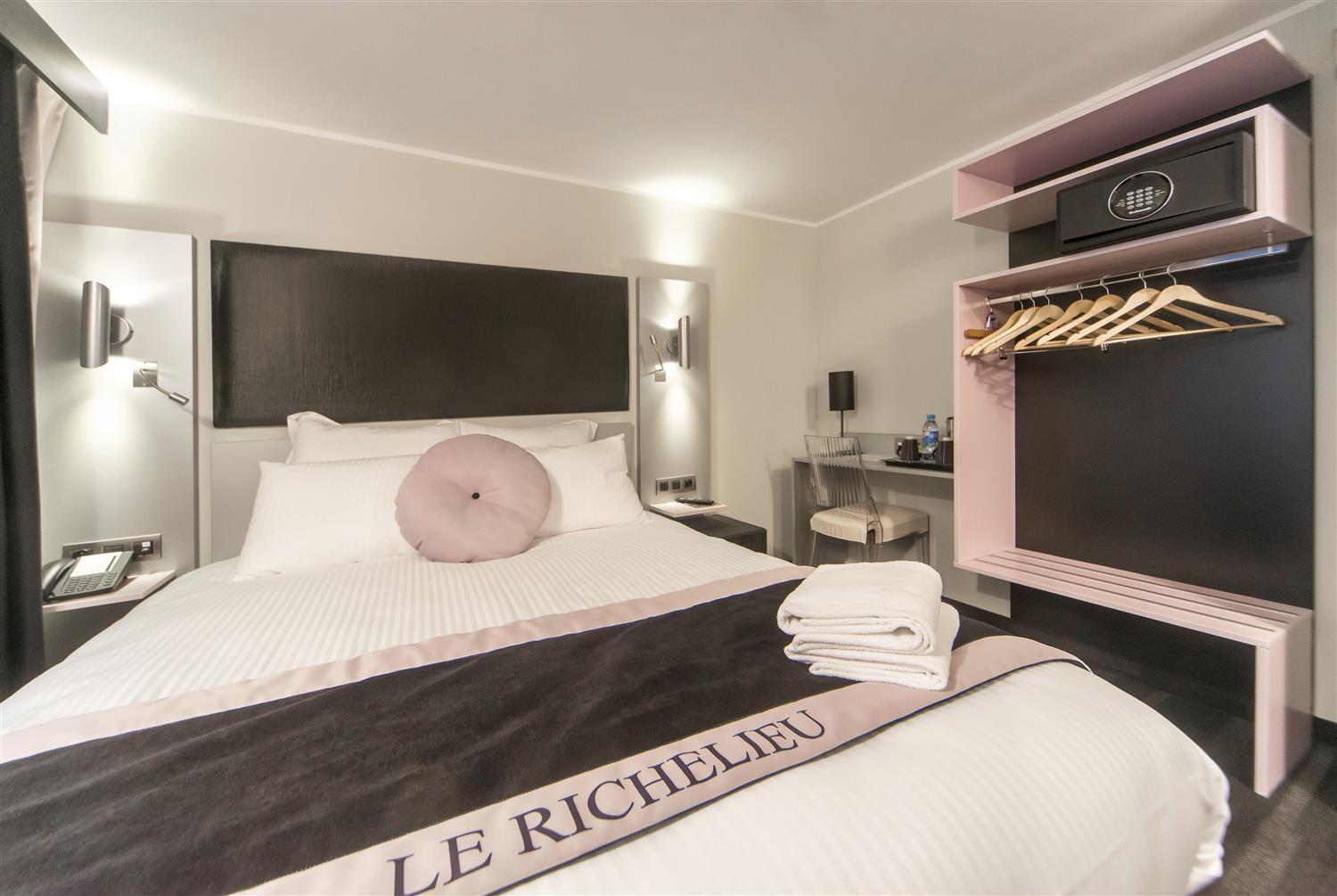 Chambre Lit King-Size Supérieure avec Balcon