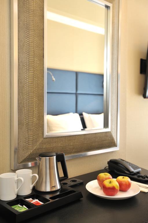 Chambre Double - Côté Rue - Rez-de-Chaussée
