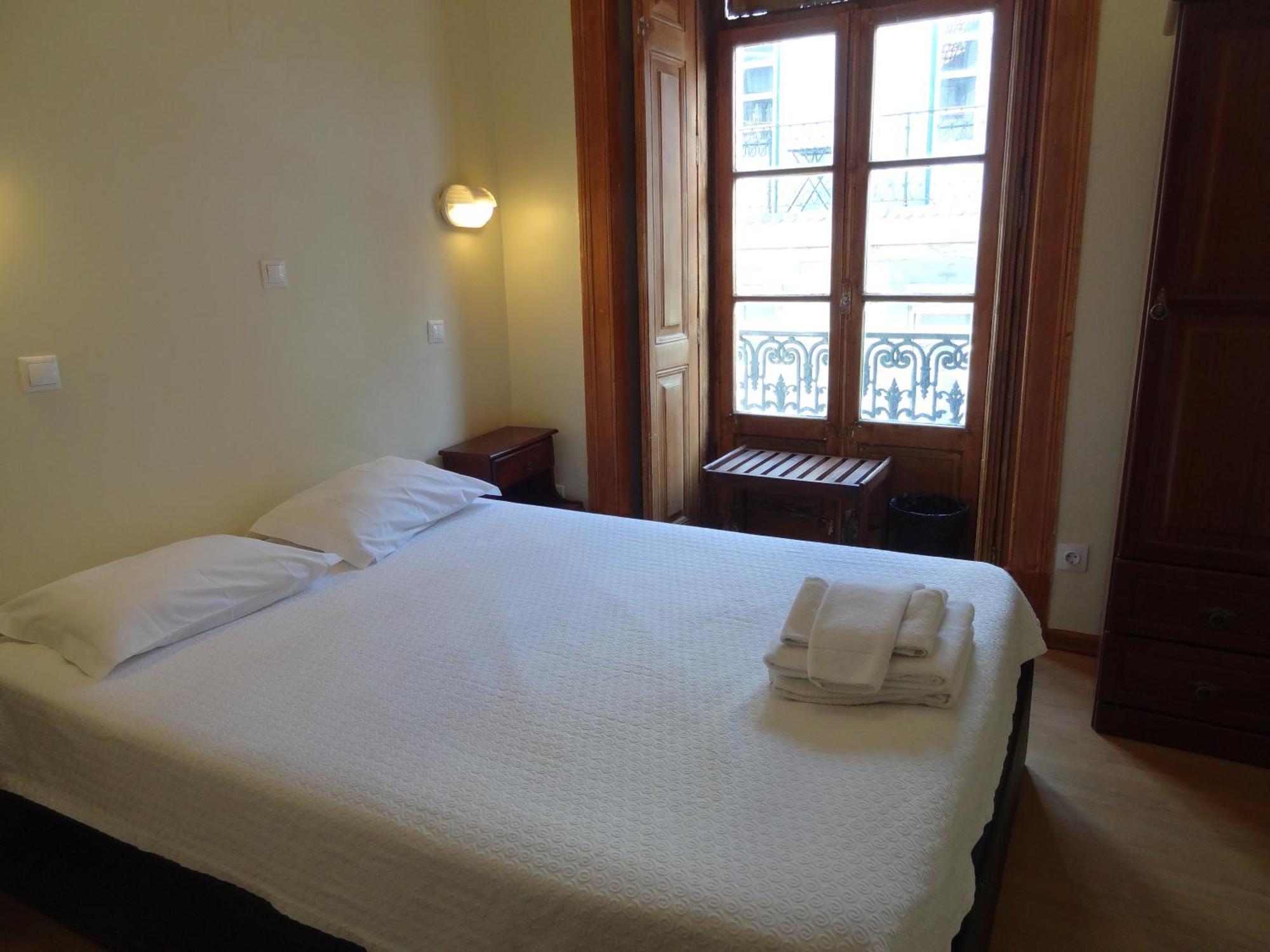 Standard Double Room,113122650:JPEG