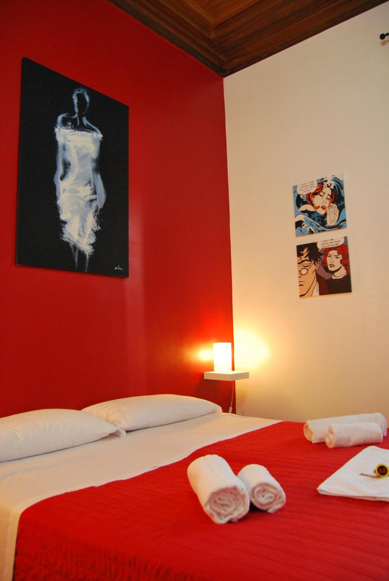Chambre Double ou Lits Jumeaux avec Salle de Bains Privative Externe
