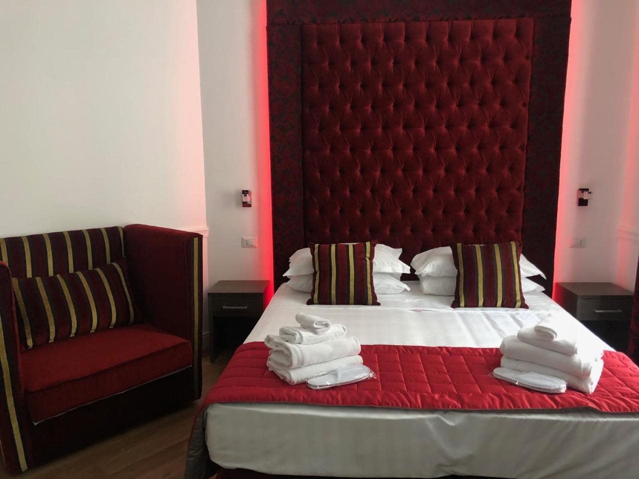 Chambre Lit King-Size avec Balcon