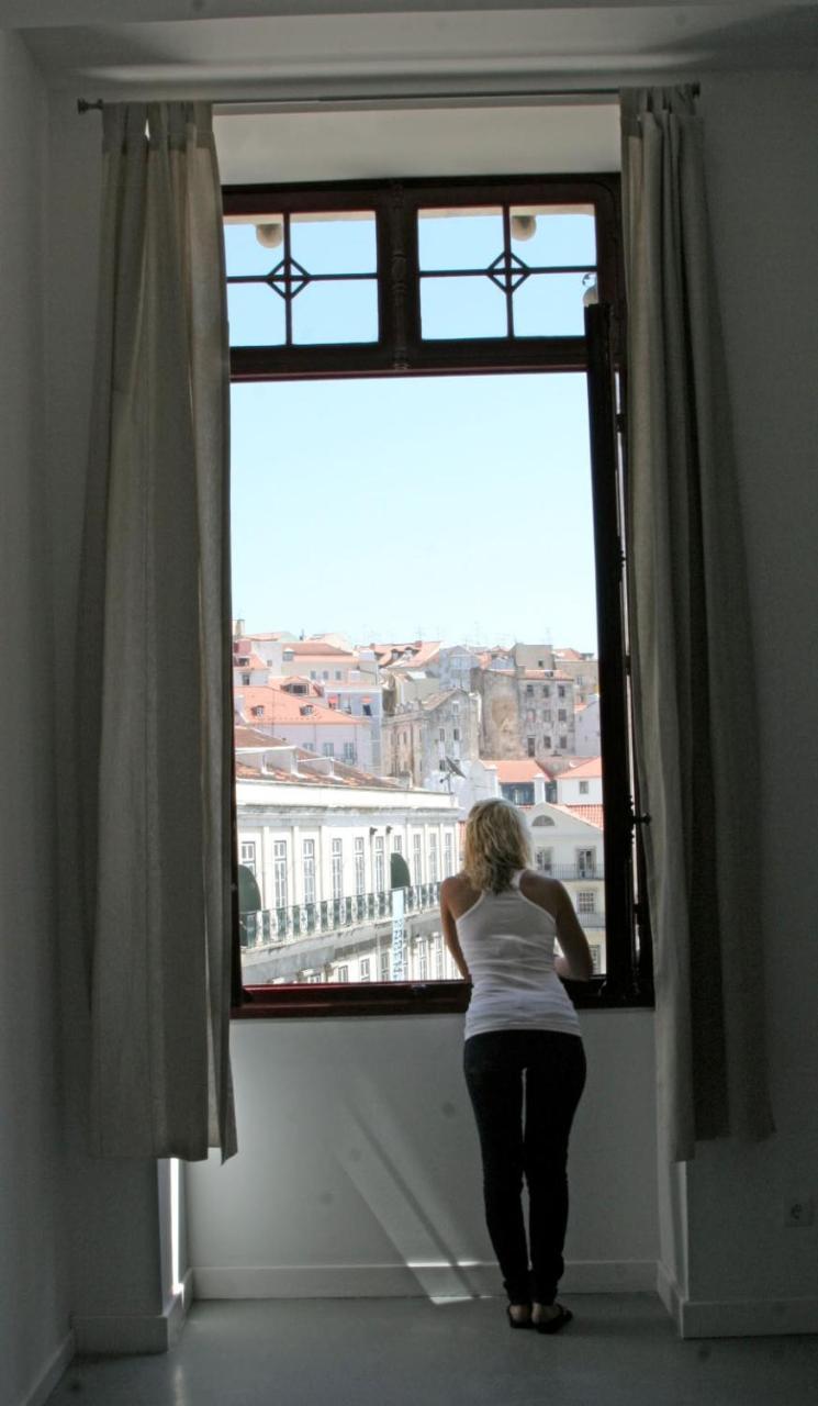 Lit Superposé dans Dortoir pour Femmes de 8 Lits avec Salle de Bains Privative