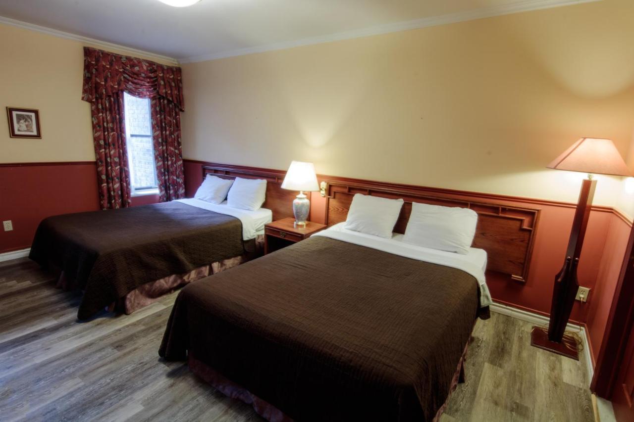 Queen Room with Two Queen Beds,798910017:JPEG