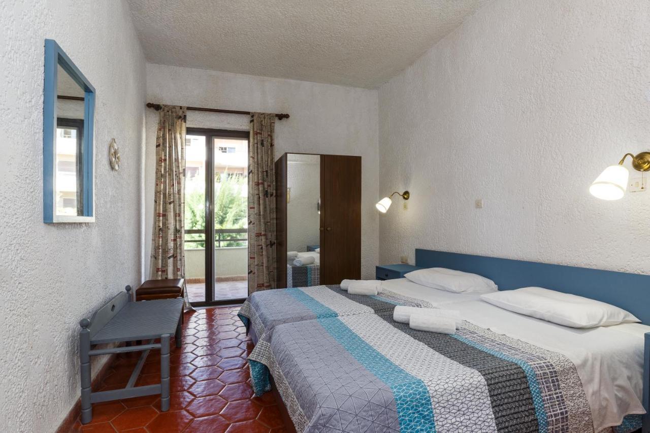 One-Bedroom Apartment,757321558:JPEG