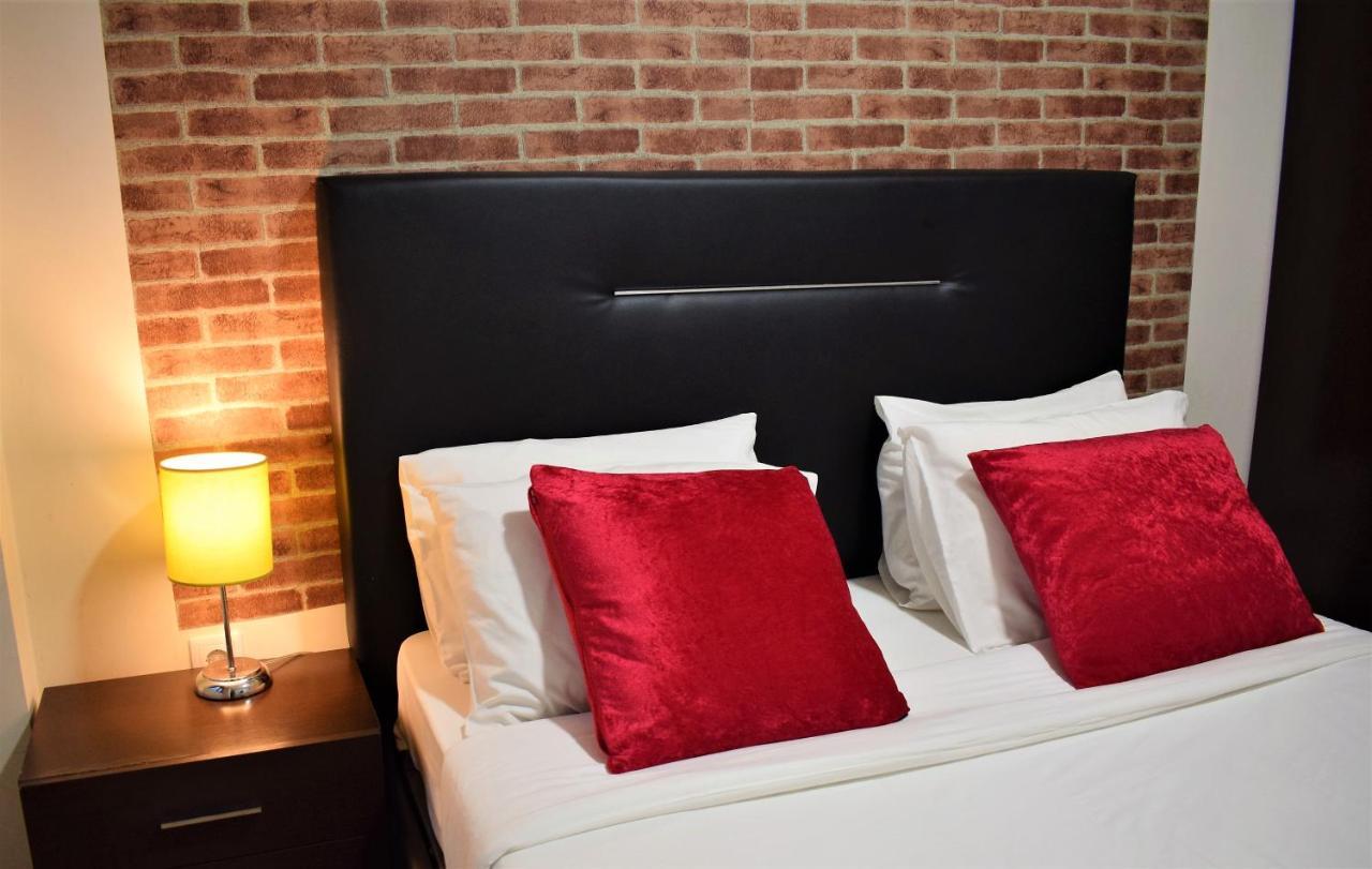 Petite Chambre Double avec Salle de Bains Commune