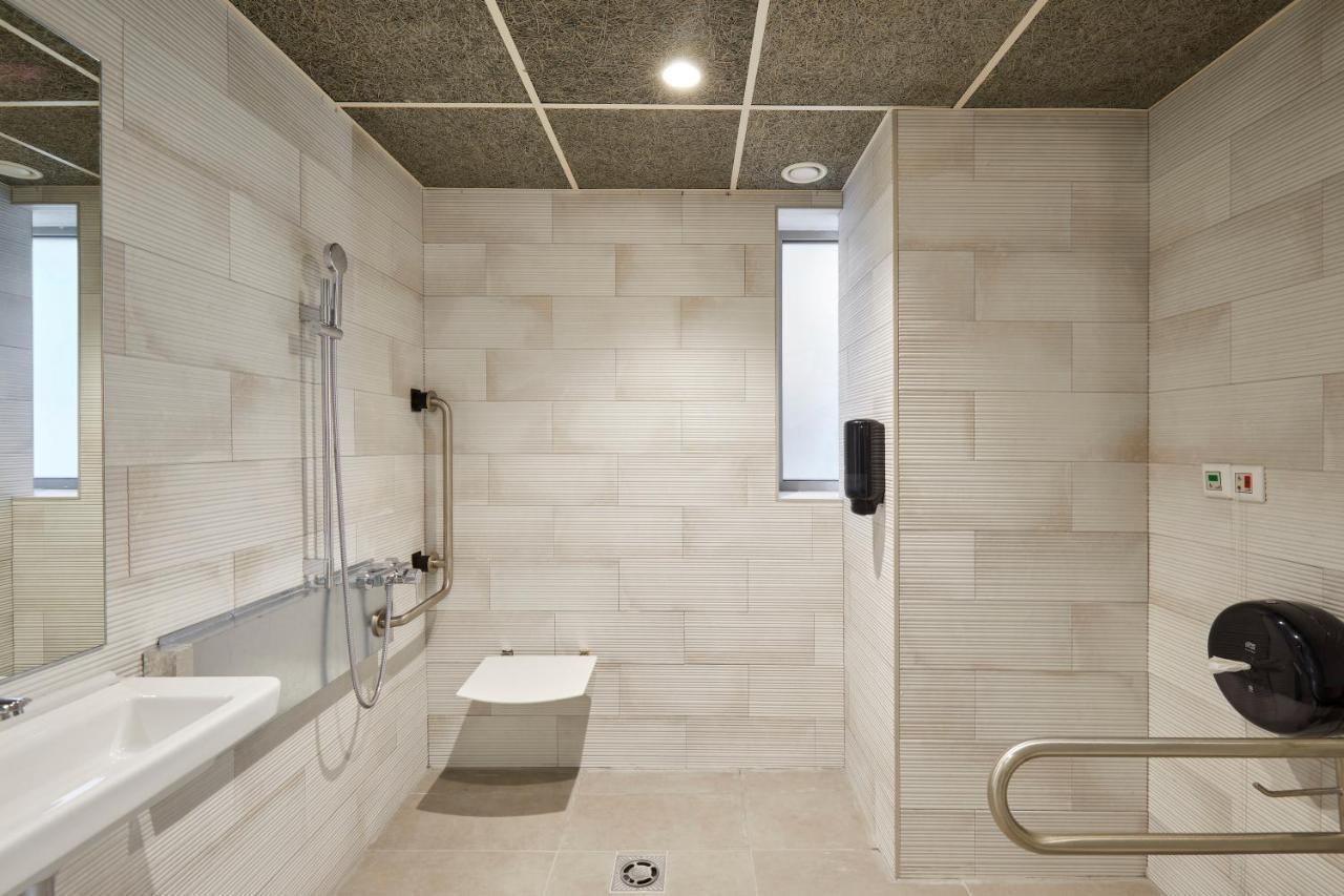Chambre Familiale avec Salle de Bains Privative