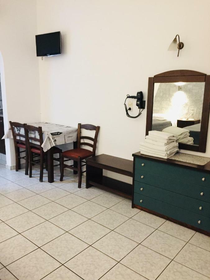 Two-Bedroom Apartment,1233250814:JPEG