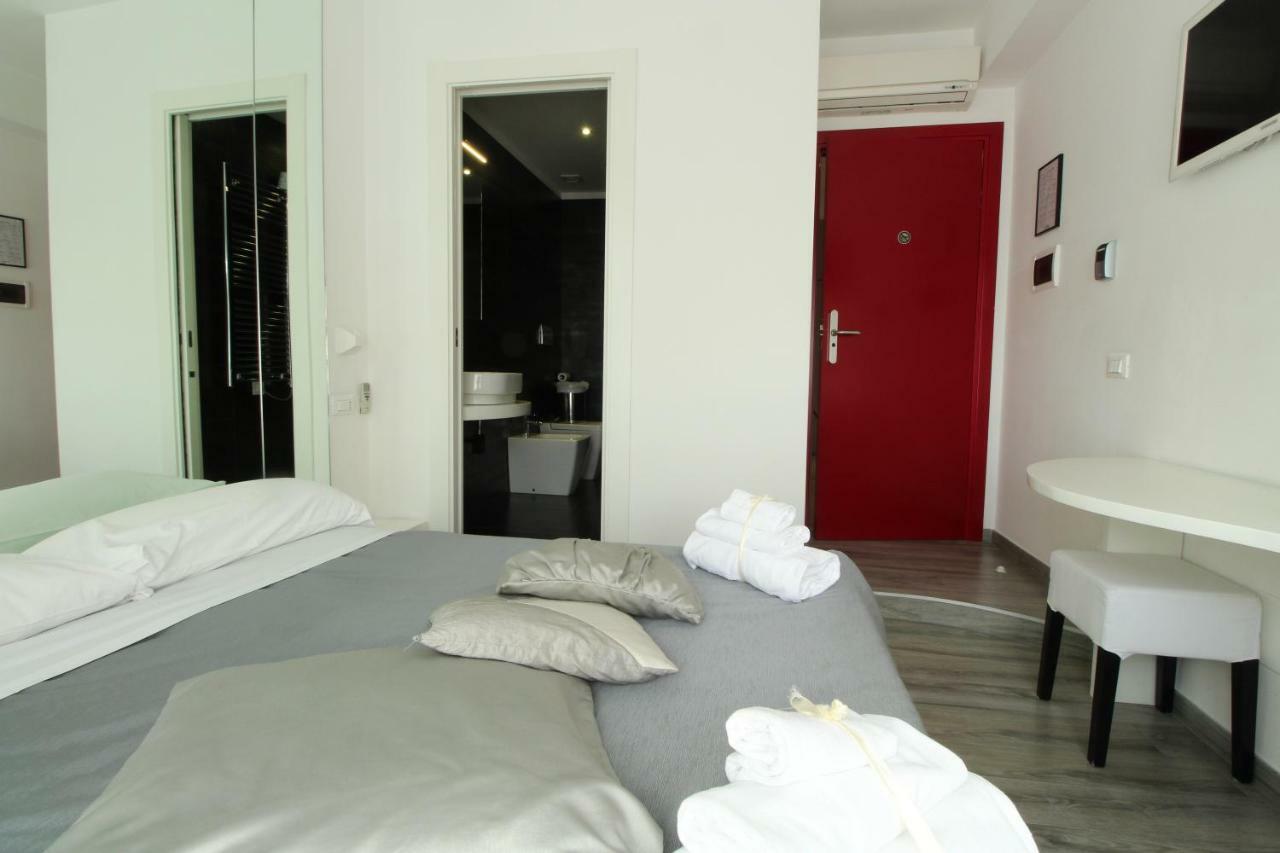 Queen Room,798856623:JPEG