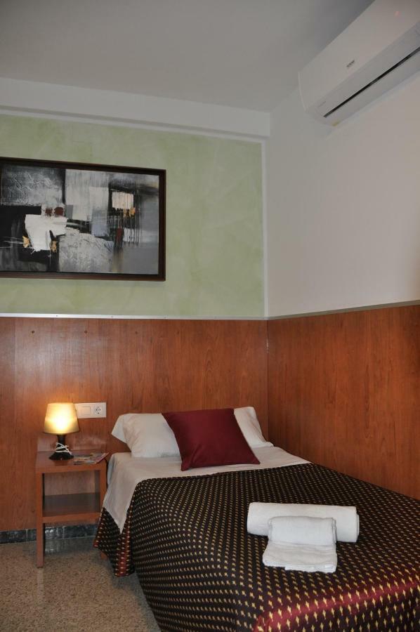 Economy Double Room,799667355:JPEG