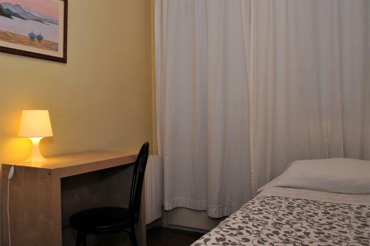 Chambre Simple avec Salle de Bains
