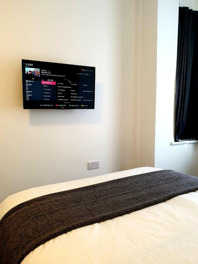 Chambre Lits Jumeaux avec Salle de Bains Privative