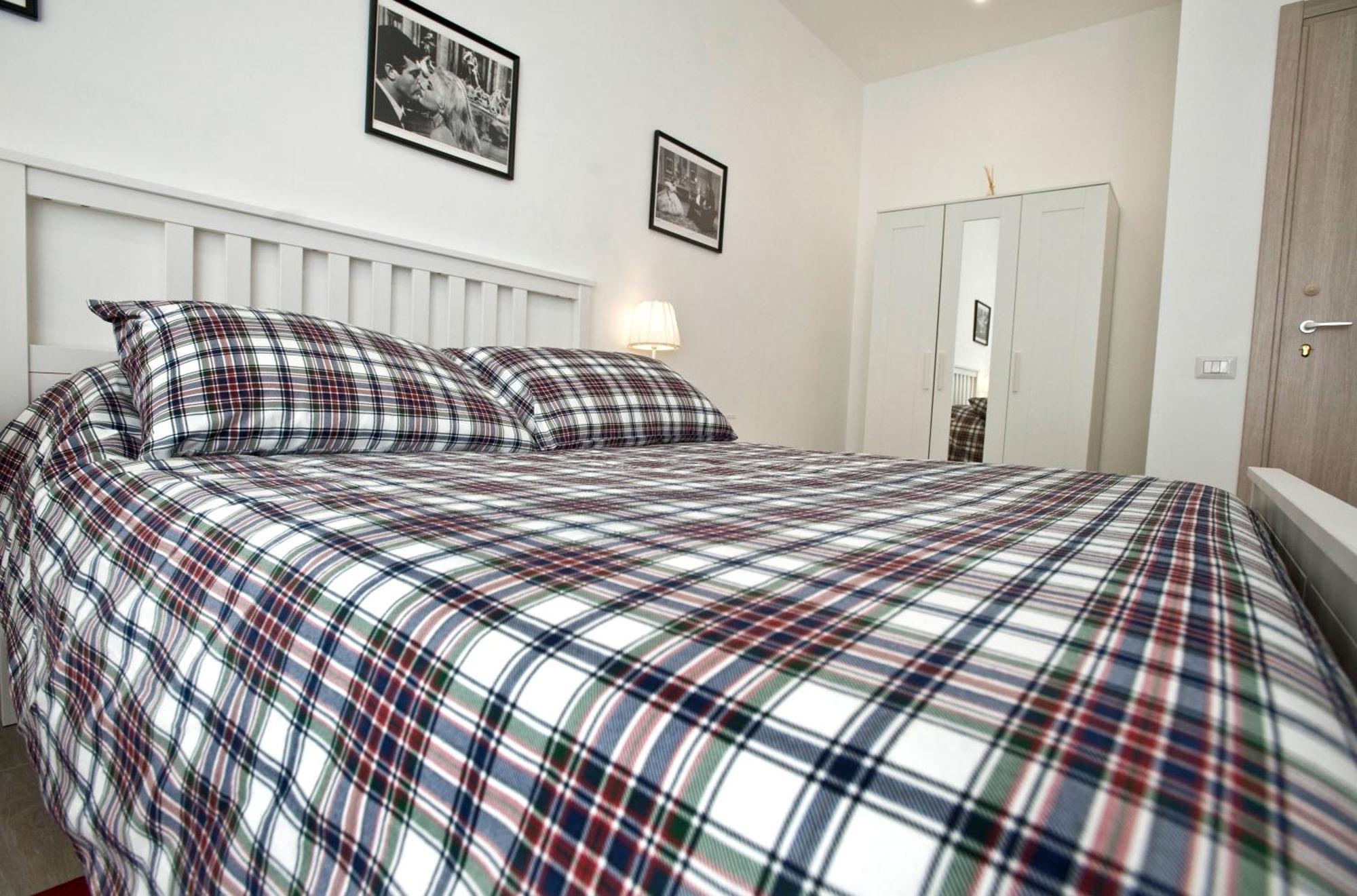 Double Room,833253146:JPEG