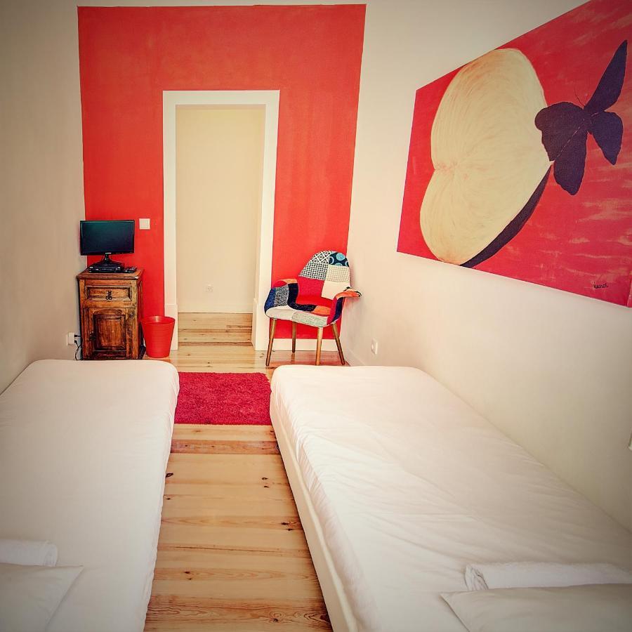 Chambre Lits Jumeaux de Luxe avec Salle de Bains Commune